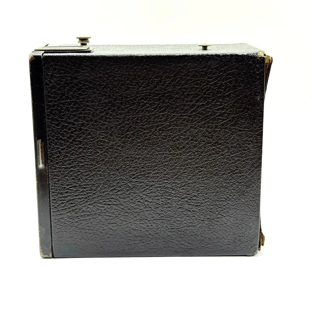 VTG Kodak Six-16 Brownie Junior Box Camera Art Deco USA 1930s‎ Untested